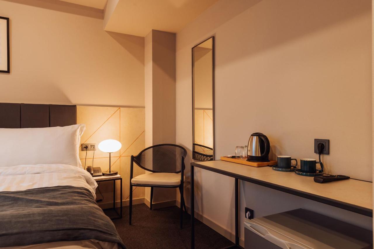 Reikartz King Tamar Tbilisi Hotel Kültér fotó